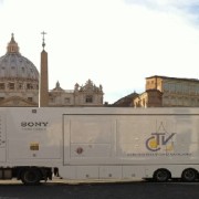 Papa Francesco ha ricevuto in udienza privata i leader di Eutelsat, Globecast e Sony
