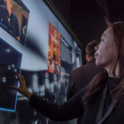 Panasonic estende la gamma di display per Digital Signage